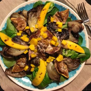 Lauwarmer Radicchio mit gratinierten Feigen und Ziegenfrischkäse